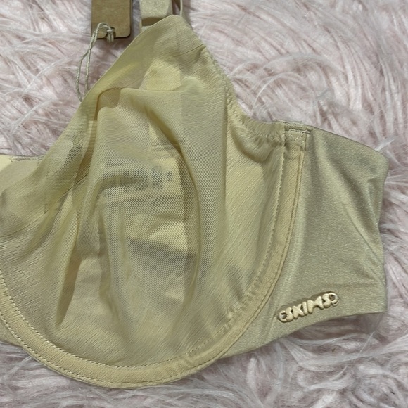 NWT SKIMS NO SHOWMOLDED UNLINED DEMI BRA Sand - Picture 7 of 11